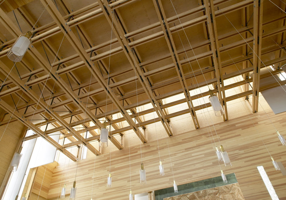 Tämän kuvan alt-attribuutti on tyhjä; Tiedoston nimi on 2004-Laajasalon-kirkko.jpg