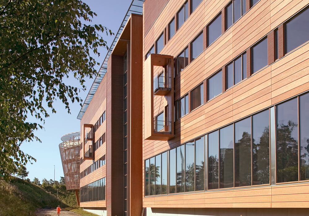 Tämän kuvan alt-attribuutti on tyhjä; Tiedoston nimi on 2006-FMO-toimistotalo.jpg